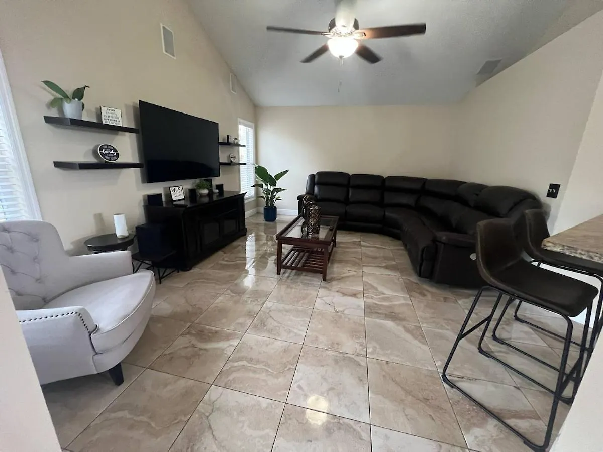 Vakantiehuis Traditional Home In Tampa Verenigde Staten